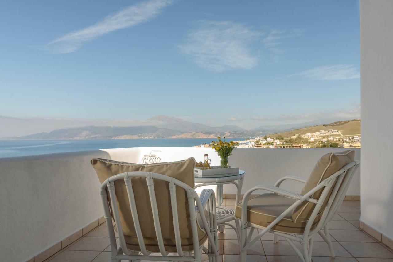 Full View In A Luxury House Villa Kalamaki  Exterior foto